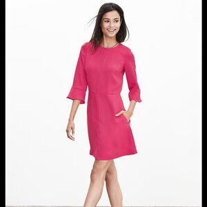 NWT. Banana Republic flutter sleeve dress with pockets, size 0